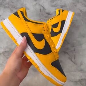 Goldenrod dunks